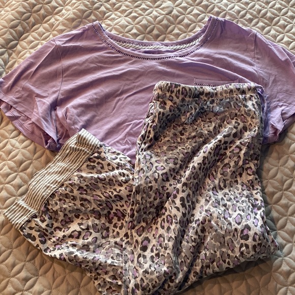 4 piece lounge/ PJ set - Picture 5 of 6